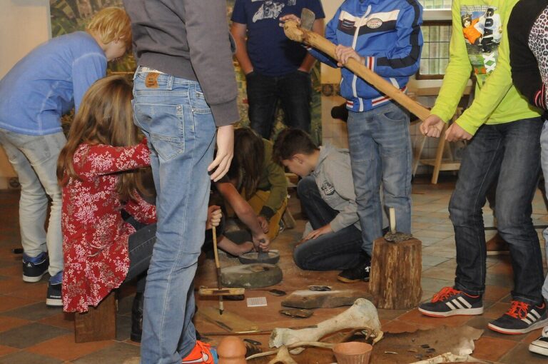 Sinterklaas Intocht 2026 — familie-kids in Oud-Beijerland